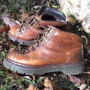 Vintage Dr. Martens Air Wair 8287 England